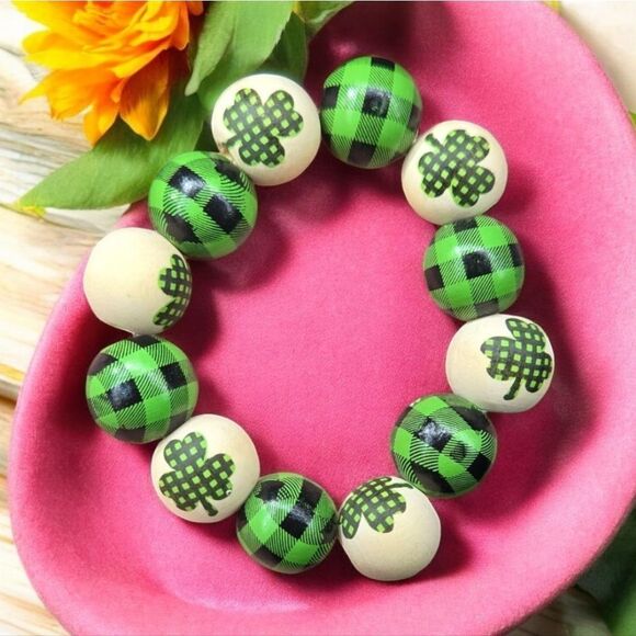 Shamrock ☘️ Green Plaid Beaded Bracelet Stretch Band St Patrick's Day Festive - Picture 3 of 5